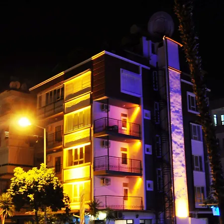 Oda ve Kahvaltı Oezcakil Boutique 2*